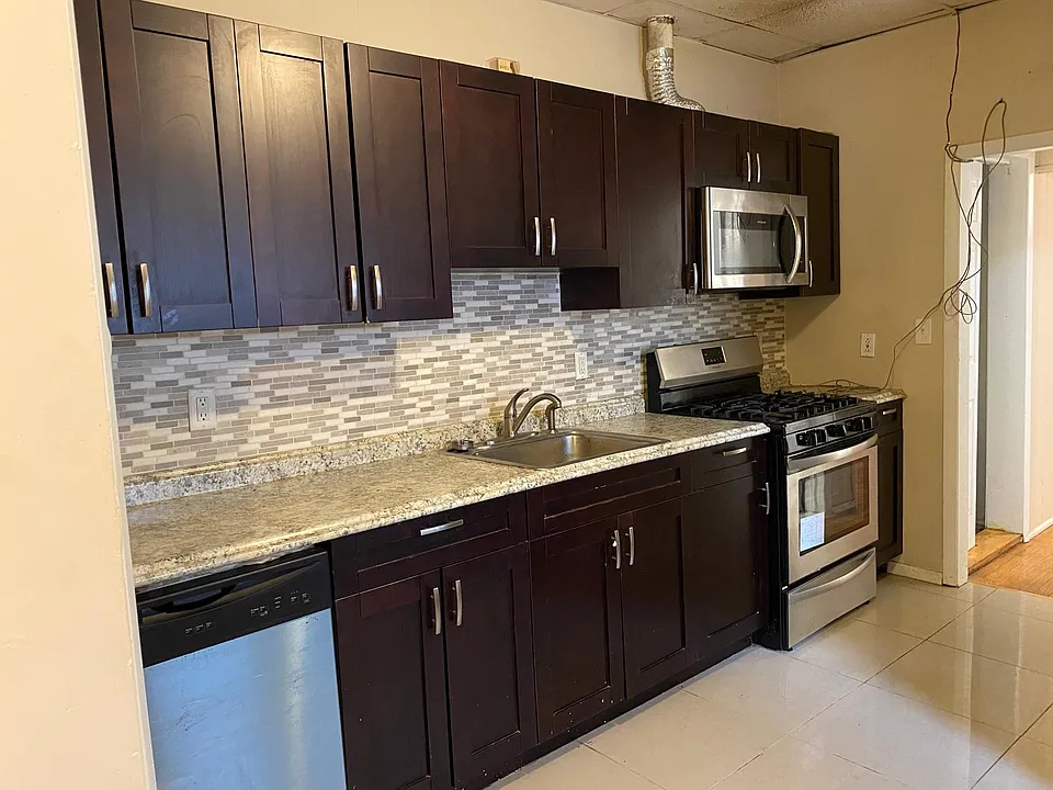 244 Academy St #1