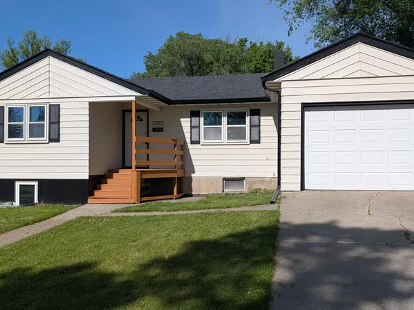 904 N Anderson St, Bismarck, ND 58501