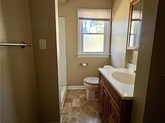 4th image of 1373 & 1375 Sweitzer Ave #1375