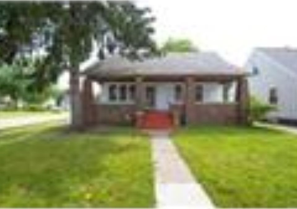 1st image of 22172 Lambrecht Ave
