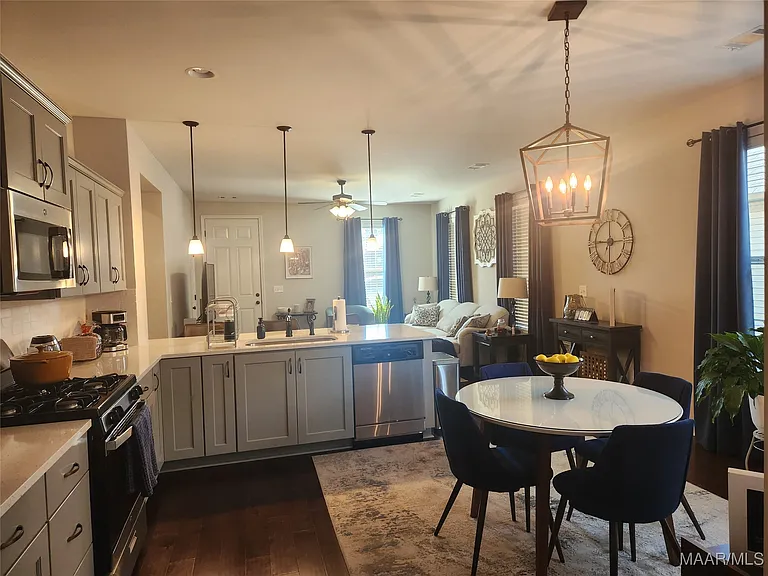 182 Grand Park Dr — Photo 9