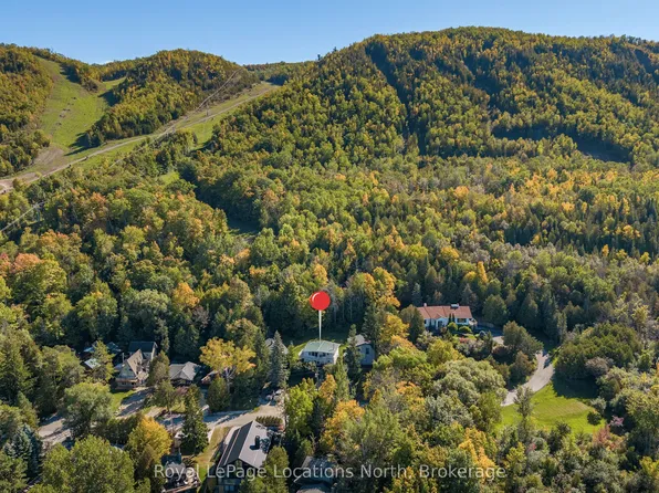 102 Wensley Dr #27, The Blue Mountains, ON N0H 1J0