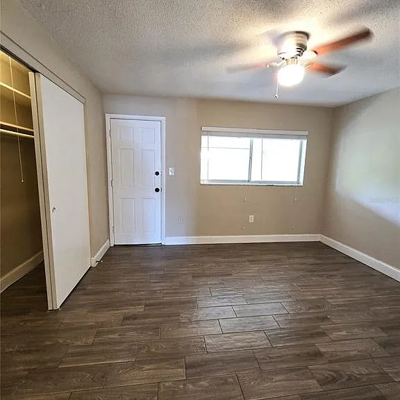 2366 Shelley St #6 — Photo 14