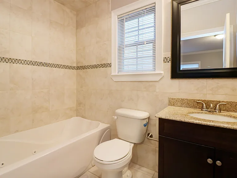 22 W 19th St #2 — Photo 17