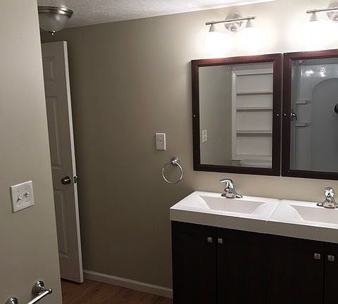 4th image of 797 Green Forest Dr