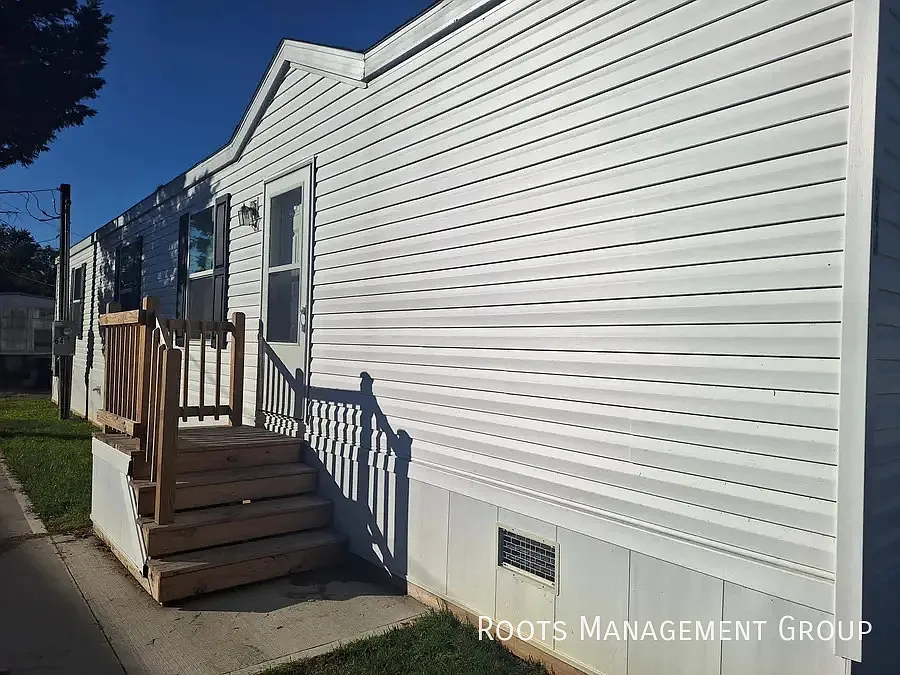 2 Bed 2 Bath Home Available for Lease at Sherwood Heights - Apply Now! — Photo 2