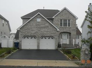 13 Richards Rd, Lawrence Twp, NJ 08648