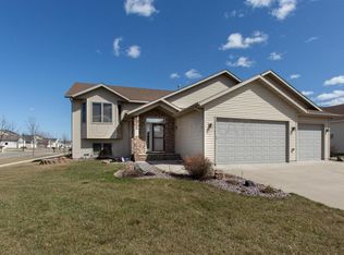 1505 1st St, West Fargo, ND 58078