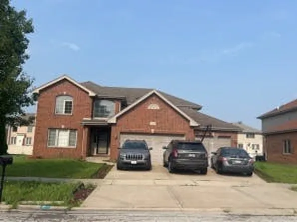 1000 Warwick Dr, Matteson, IL 60443