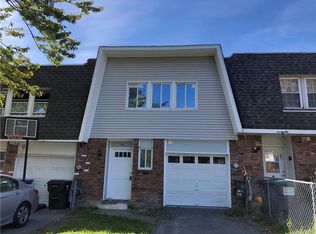 34 Patio Rd, Middletown, NY 10941