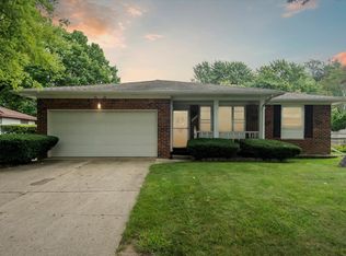 4231 Charter Oak Dr, Flint, MI