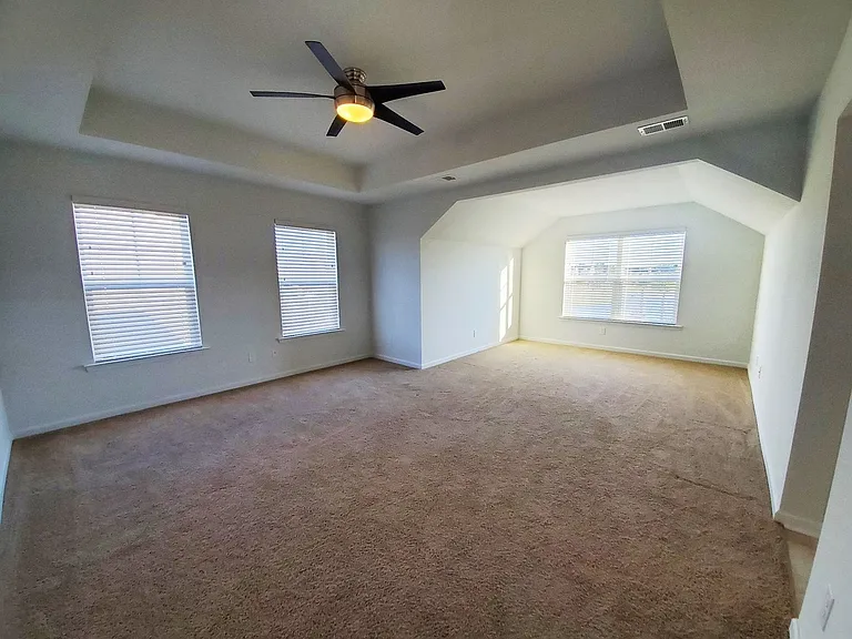 104 Bushwood Dr — Photo 12