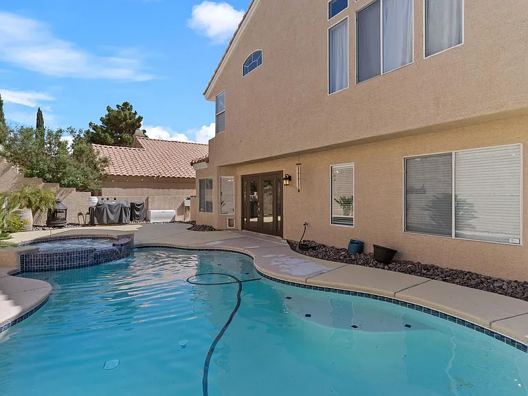 2417 Shady Vista Dr — Photo 36