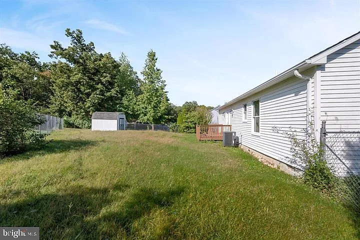 852 Morgan Pl — Photo 36