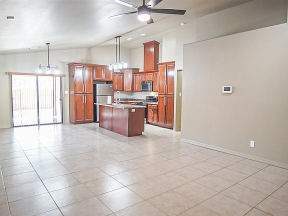 4th image of 2793 W 31st Pl
