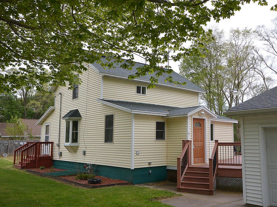 1st image of 203 S Sherman St