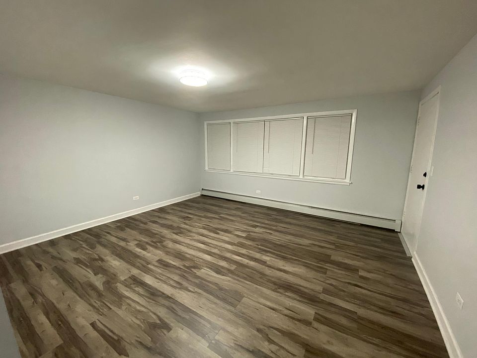 1st image of 3826 N Harlem Ave