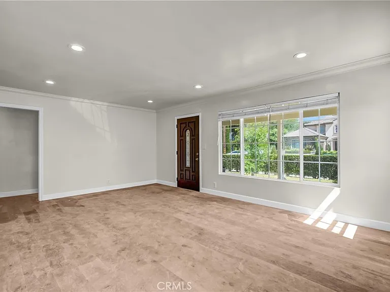 712 W Longden Ave — Photo 11