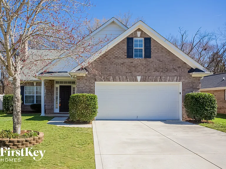 3277 Westridge Ln SW — Photo 1