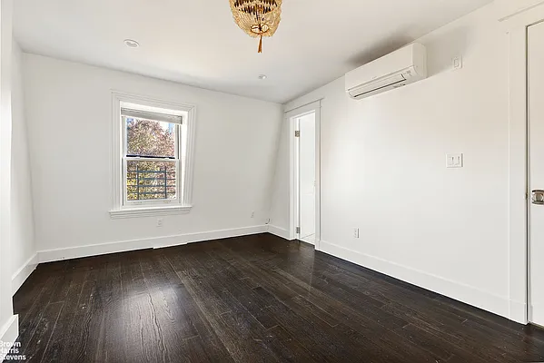 Sold by Brown Harris Stevens | media 19