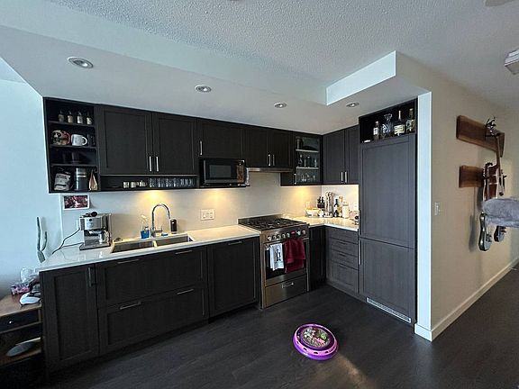 4th image of 5470 Ormidale St #2804