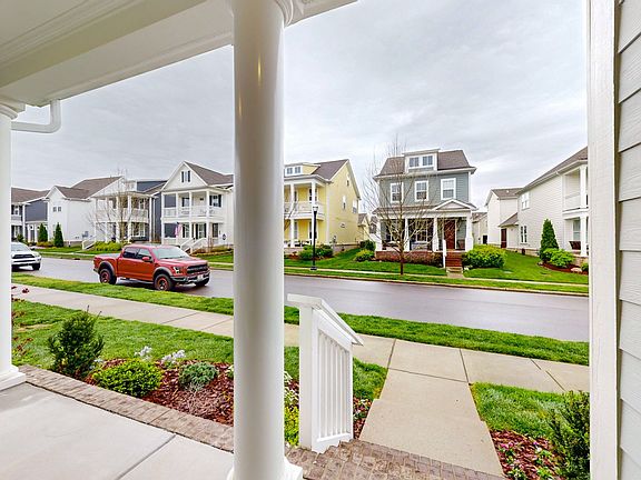 5th image of 3260 Vinemont Dr