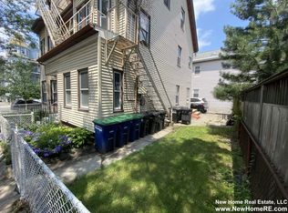 27 Howe St #5, Somerville, MA 02145