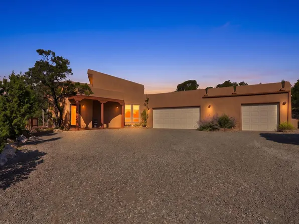 4 Geoffrey Ct, Sandia Park, NM 87047
