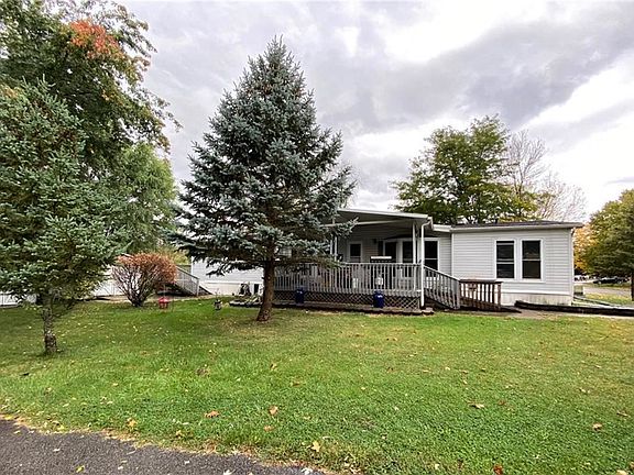 2nd image of 255 Sunset Dr