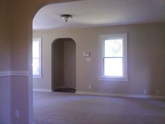 4th image of 620 N 22nd St