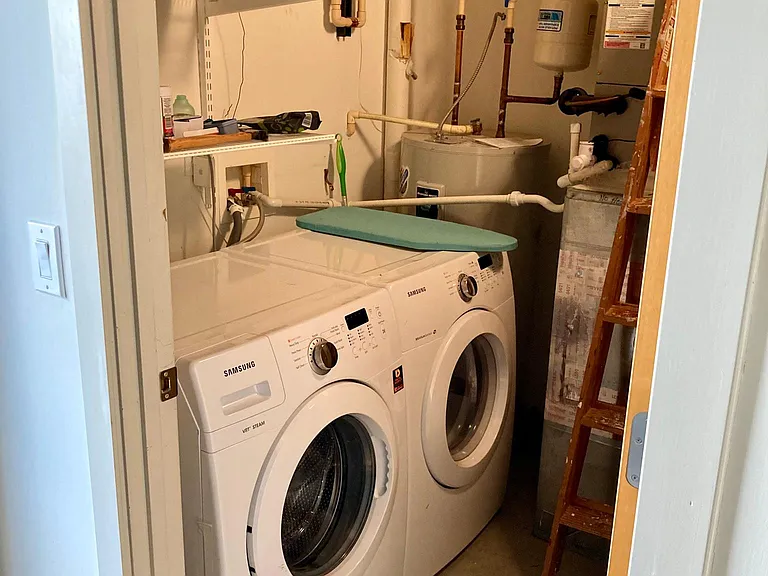 Laundry room/storage.