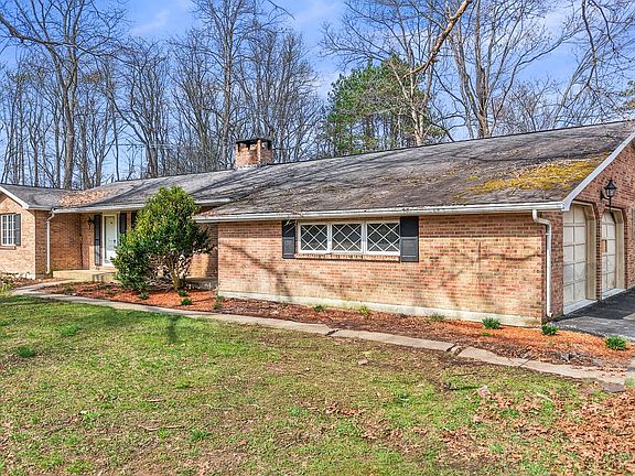 3rd image of 75 Steed Rd