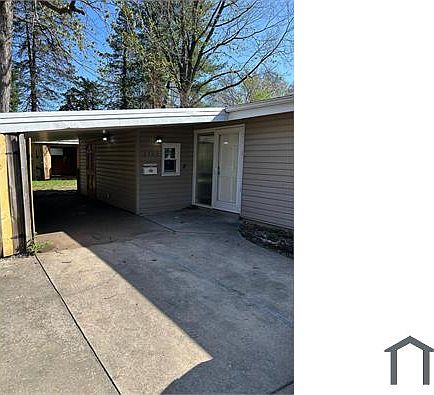 1st image of 2725 Holiday Hill Dr
