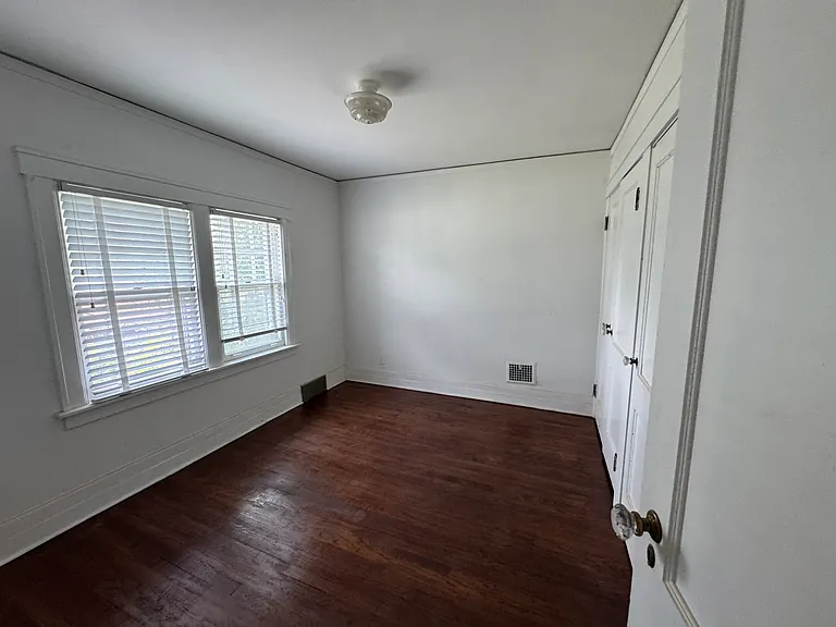 Atkinson St — Photo 12