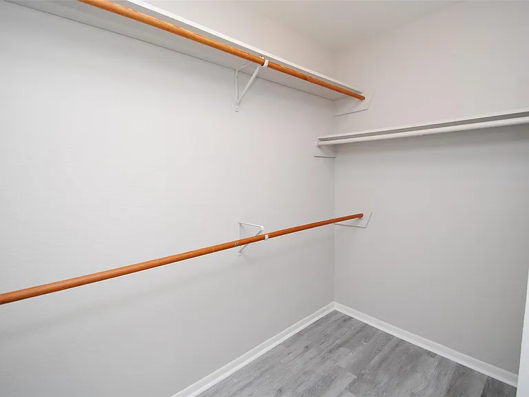 22831 John Rolfe Ln S — Photo 24