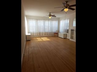 7067 N Ridge Blvd #1G1, Chicago, IL 60645