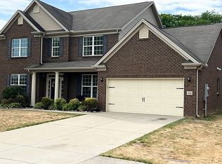 1050 Addington Rd, Hendersonville, TN 37075