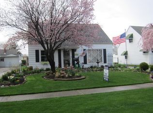 27150 Farringdon Ave, Euclid, OH