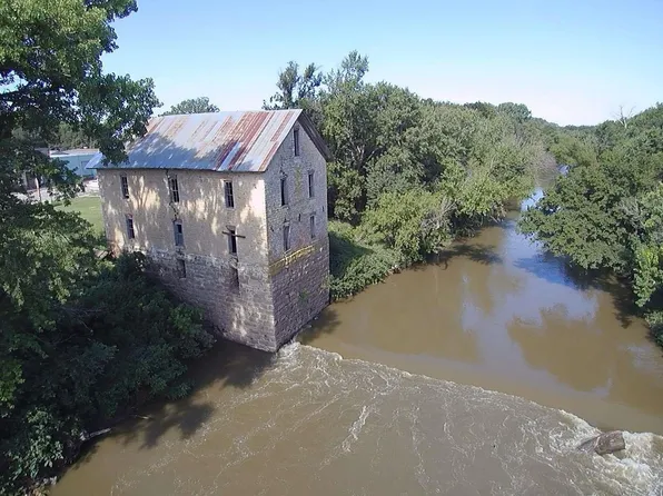 115 Main St, Cedar Point, KS 66843