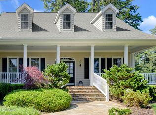 141 Steeplechase Way, Southern Pines, NC 28387