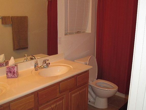 4th image of 9129 S 48th Dr