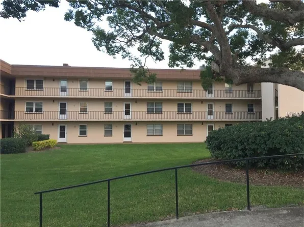 333 Lake Howard Dr NW #202C, Winter Haven, FL 33881