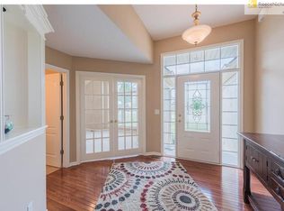 7801 N Hickory Ct, Kansas City, MO 64118