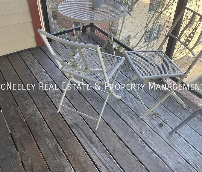 1033 SW Gibbs St #303 — Photo 13