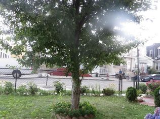 132-06 Metropolitan Ave, Jamaica, NY 11418