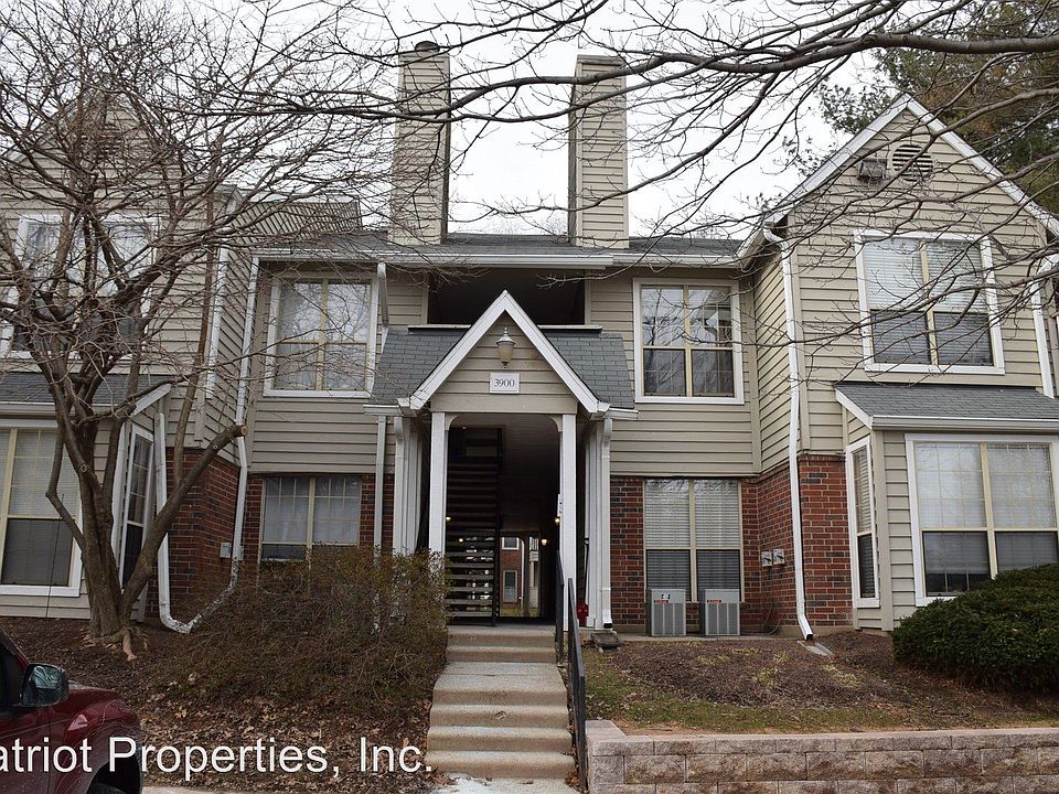 1st image of 3900 Penderview Dr APT 1427