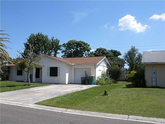 2nd image of 296 La Paz Dr