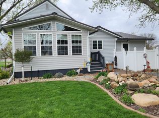 220 Main St, Dumont, IA 50625