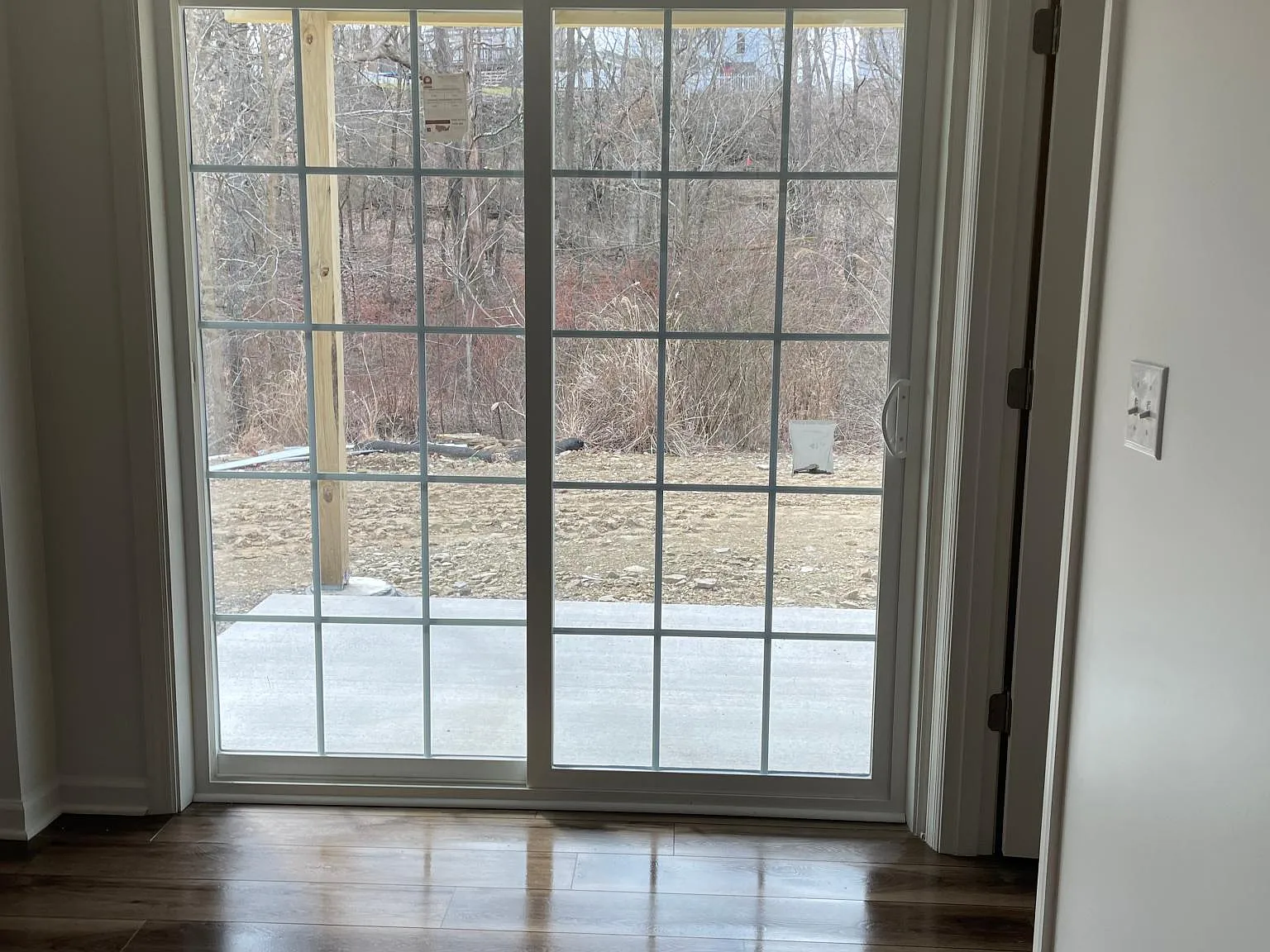 3 bed, 2.5 bath, 1381 sqft, $2,500 — Photo 4