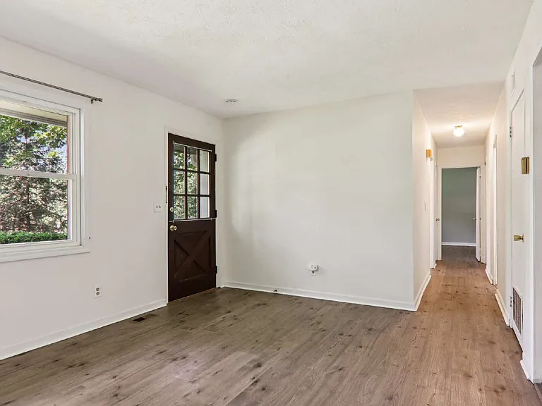 325 Comet Dr — Photo 10
